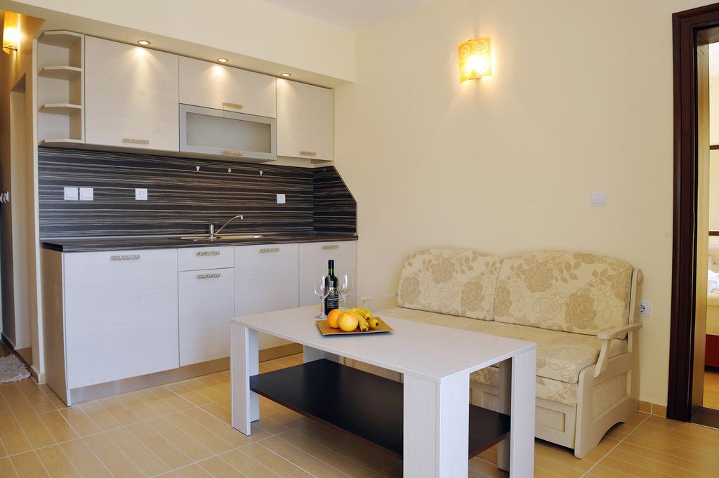 Hotel Iris Nessebar Zimmer foto