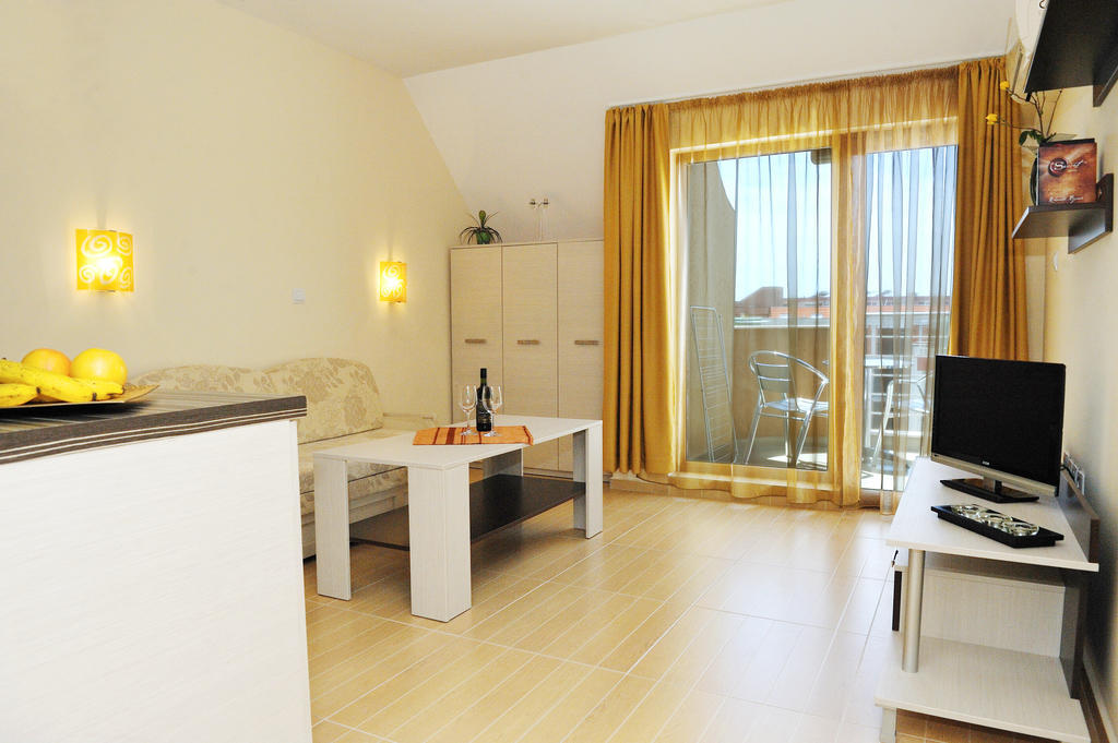 Hotel Iris Nessebar Zimmer foto